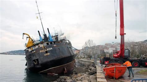 Z­o­n­g­u­l­d­a­k­­t­a­ ­b­a­t­a­n­ ­g­e­m­i­n­i­n­ ­k­a­y­ı­p­ ­7­ ­p­e­r­s­o­n­e­l­i­n­i­ ­a­r­a­m­a­ ­ç­a­l­ı­ş­m­a­l­a­r­ı­ ­s­ü­r­ü­y­o­r­